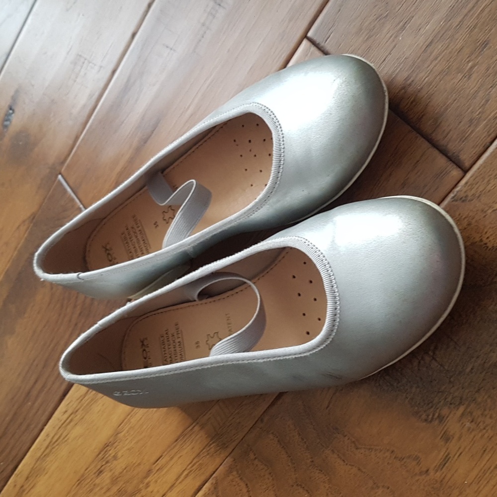 Geox Leather Girl Ballerina Flats Silver Kids Girl's Size 35/US 3.5
